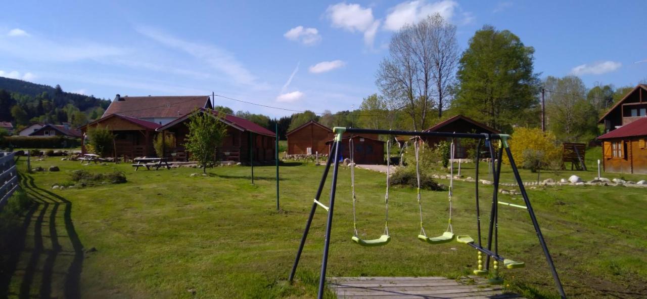 Chalets Les 5 Loups Gerbépal Esterno foto